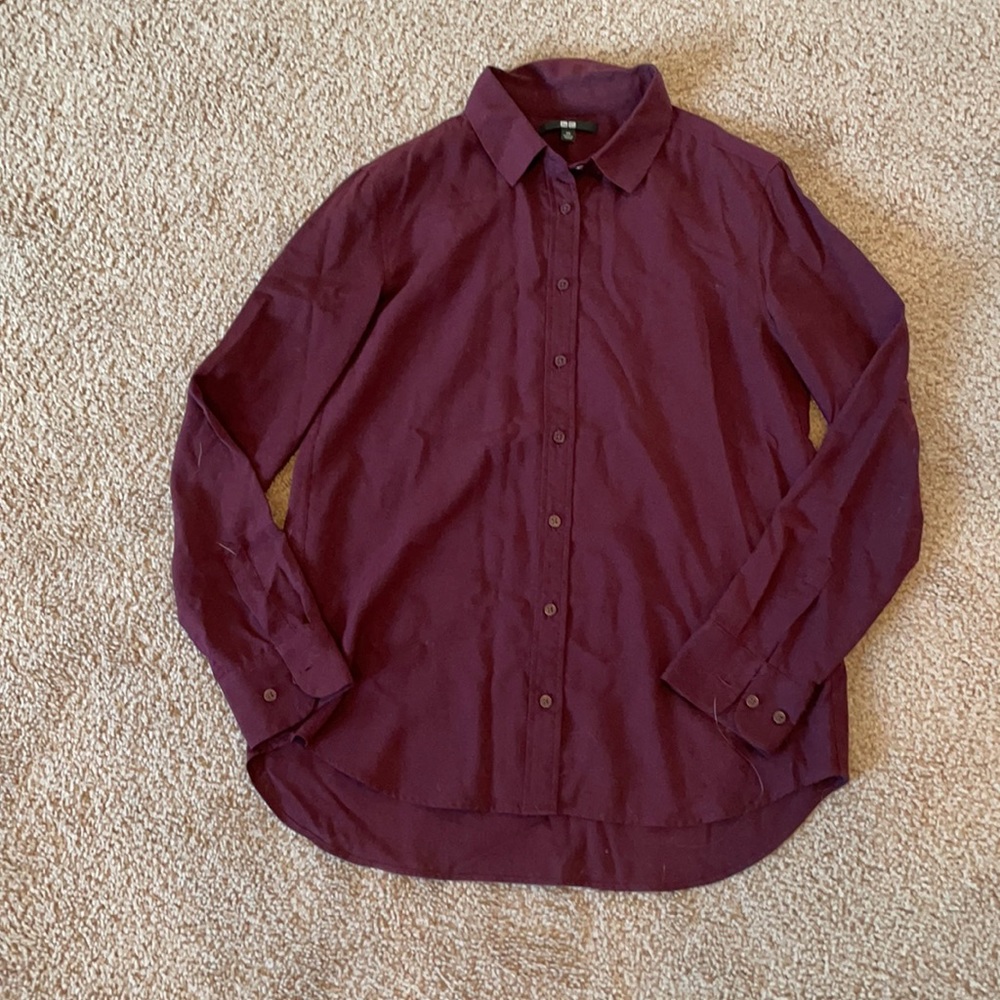 UniQlo Burgundy Button Doown